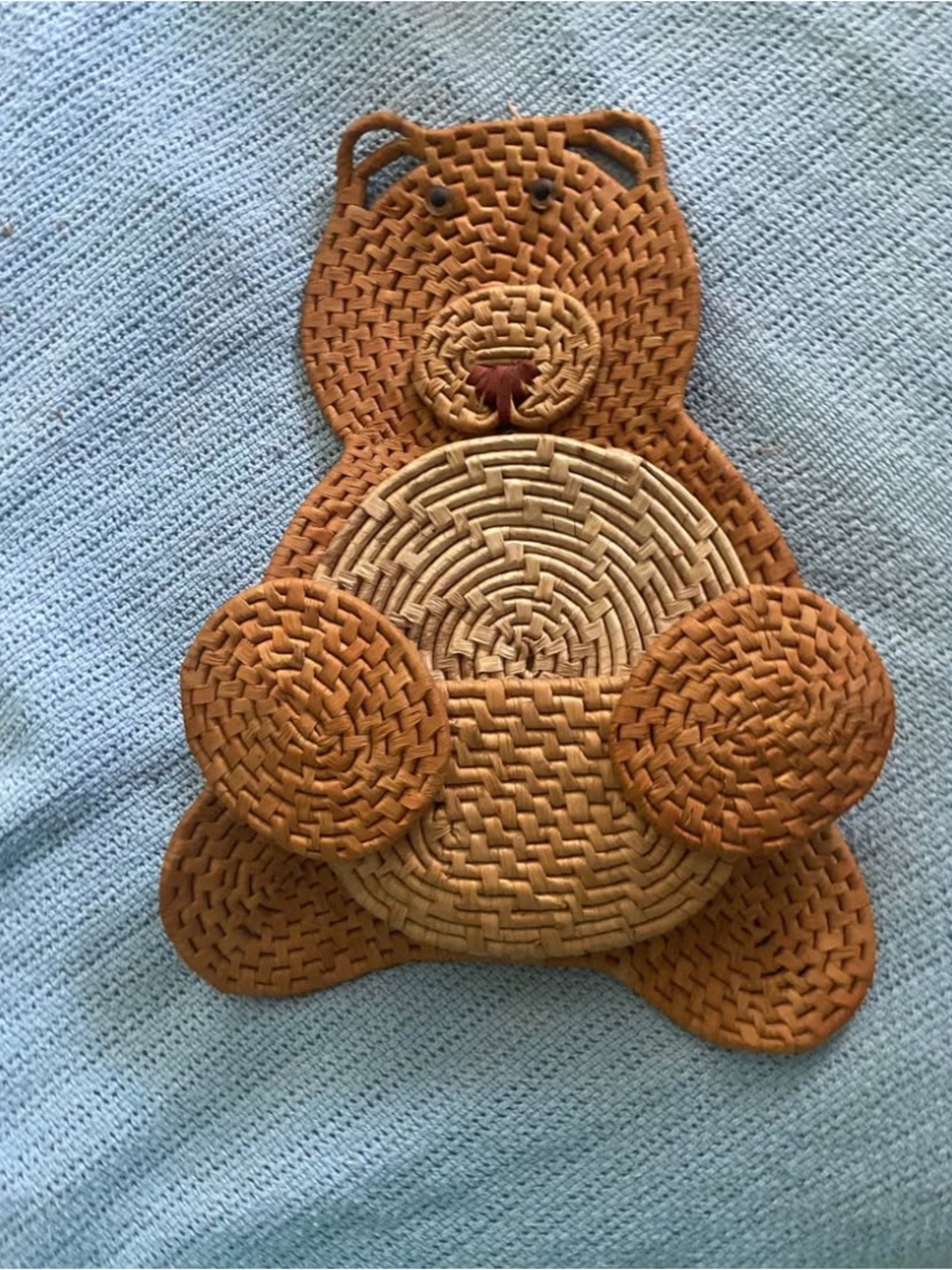 Antique woven bear trivet holder - Brown